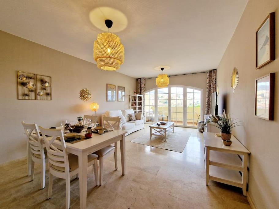 Sitio de CalahondaRoyal Golf View: 2Br, Pools & Acアパートメント エクステリア 写真