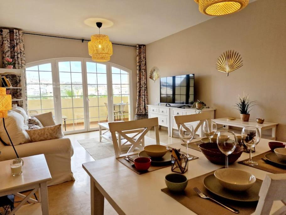 Sitio de CalahondaRoyal Golf View: 2Br, Pools & Acアパートメント エクステリア 写真